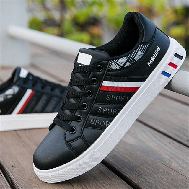 Men white Sneakers Man Casual Shoes Breathable Leather Tenis Trainers Sports Running Mens Sneaker Handsome Basic Walking Shoes