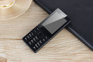 Foreign language 216 2.4 inch WhatsAPP double card double waiting big button four-band mobile phone